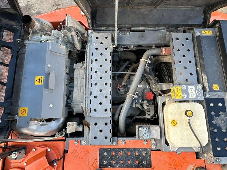 Hitachi ZX190W-6 Photo 11