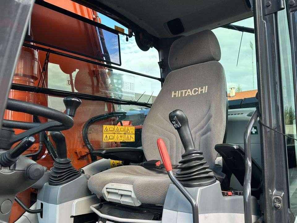 Hitachi ZX190W-6 Photo 16