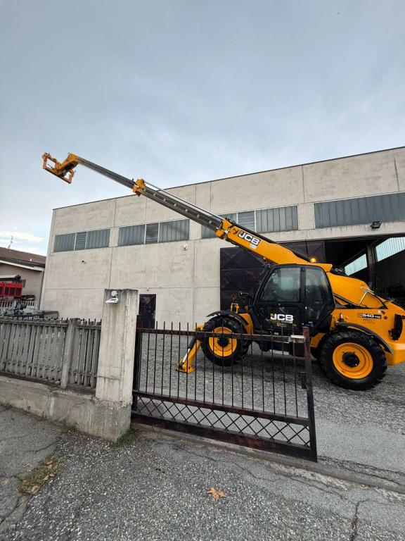 JCB 540-140 Photo 1