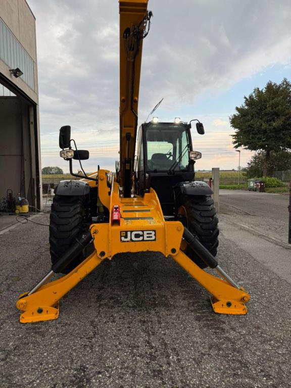 JCB 540-140 Photo 8
