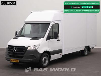 Mercedes-Benz Sprinter 315 CDI Automaat 150PK Bakwagen Airco Camera MBUX CarPlay Euro6 Meubelbak Koffer Verkoopwa sold by BAS World B.V.