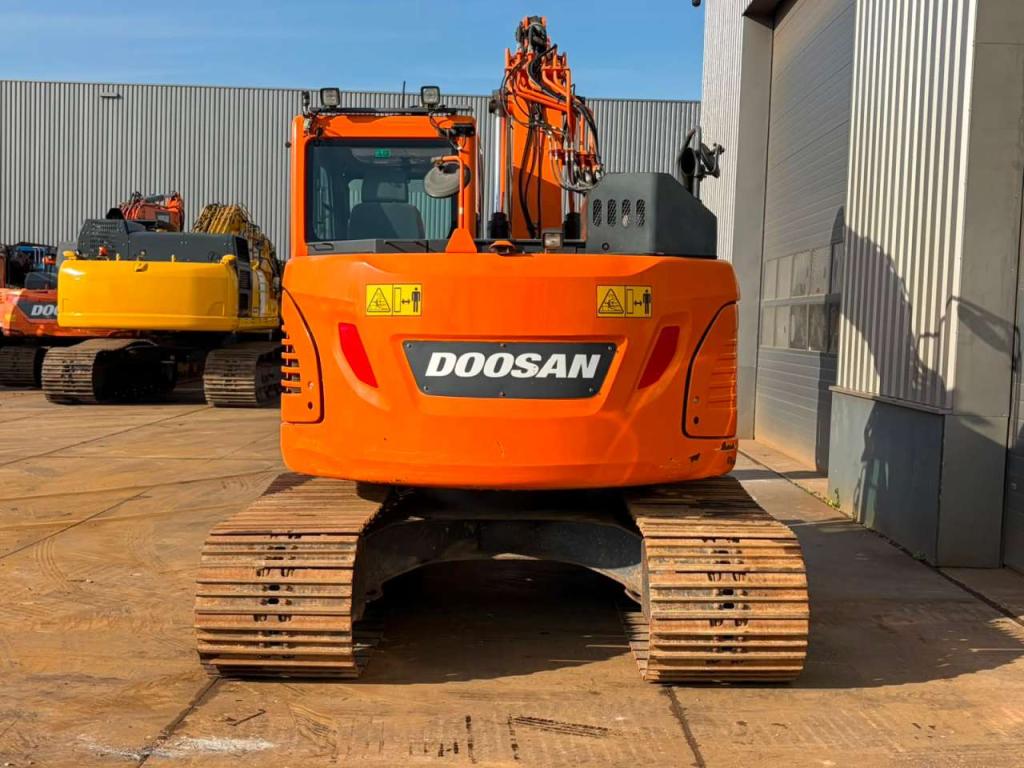 Doosan DX140LCR-5 Photo 4