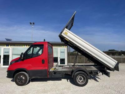 Iveco Daily 35 C14 sold by Zeta Macchine Srl