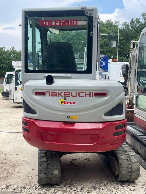 Takeuchi TB230 Photo 1