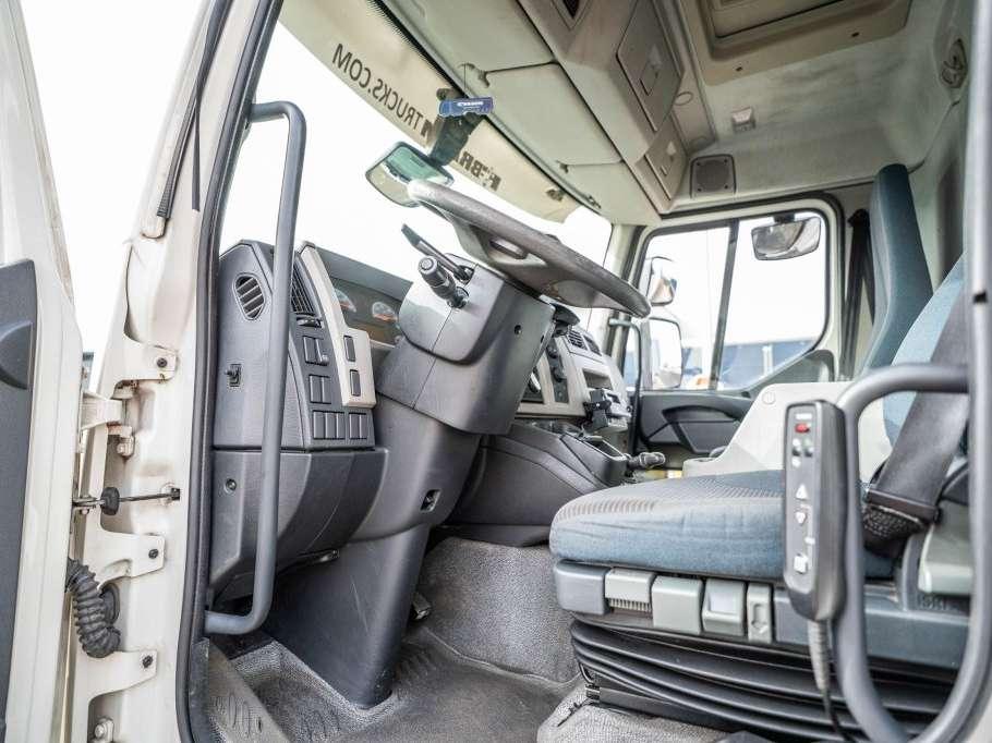 Volvo FLH 290 +CARRIER Photo 13