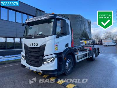 Iveco X-Way 460 6X2 20 Tonnes Retarder ACC Euro 6 sold by BAS World B.V.