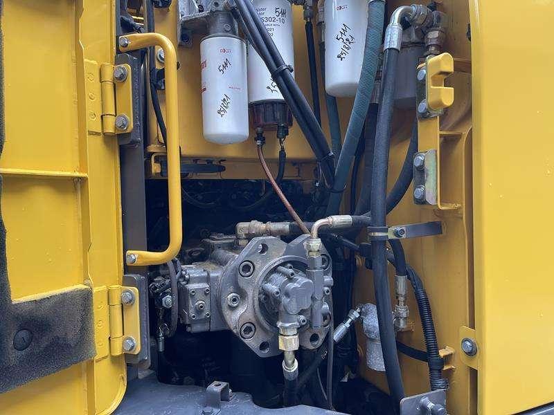 Volvo ECR 235 DL Photo 24