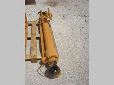 Lifting piston for Case CX210 sold by OLM 90 Srl