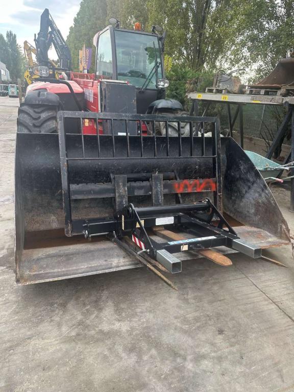 Manitou MLT845 Photo 2