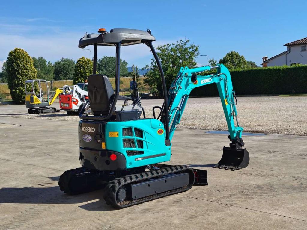 Kobelco SK 17SR-3E Photo 5