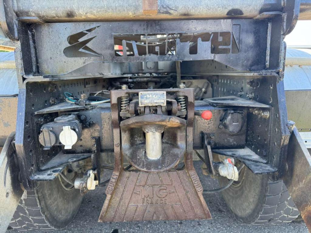 Iveco Trakker 410 6x4 Kipper Photo 20