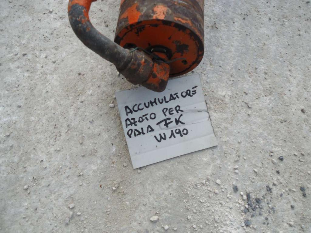 Accumulator for Fiat Kobelco W190 Photo 4