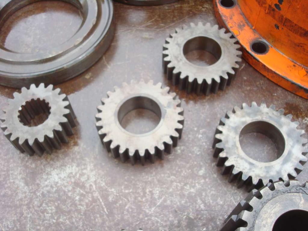 Swing drive for Fiat Hitachi EX 355 Photo 5
