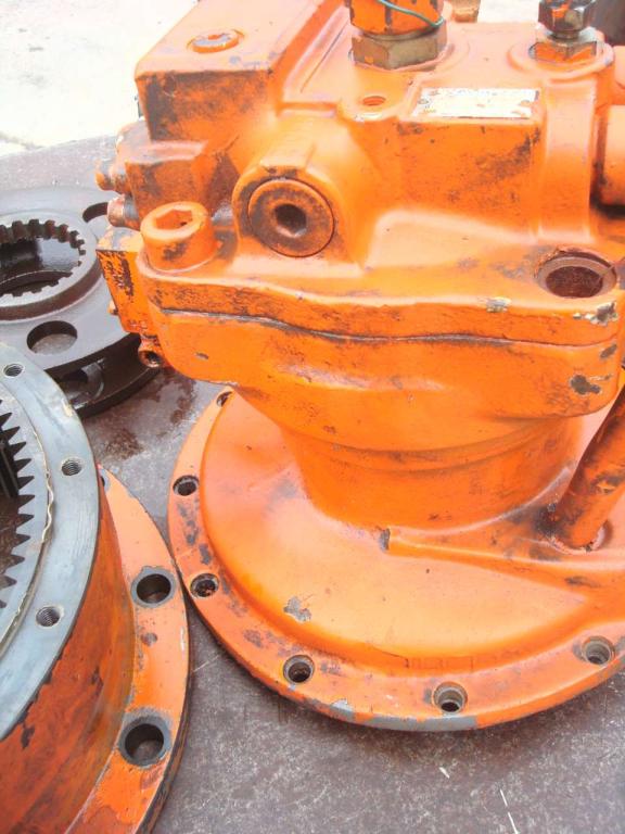 Swing drive for Fiat Hitachi EX 355 Photo 9
