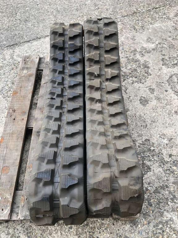 230x96x30 Rubber tracks Photo 3