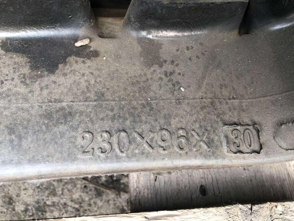 230x96x30 Rubber tracks Photo 5