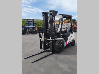 EP Equipment EFL303 sold by Uni.Trucks Srl