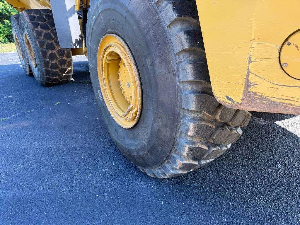 Caterpillar 745 - LOCATED IN GREENVILLE, SC - USA Photo 20