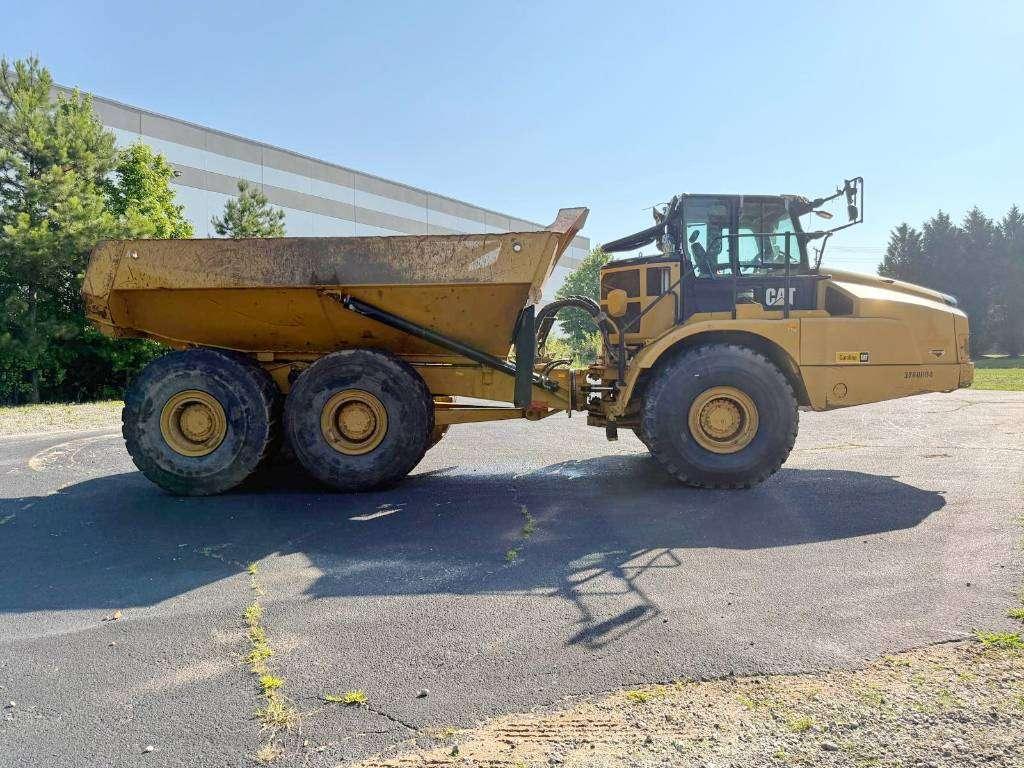 Caterpillar 745 - LOCATED IN GREENVILLE, SC - USA Photo 5