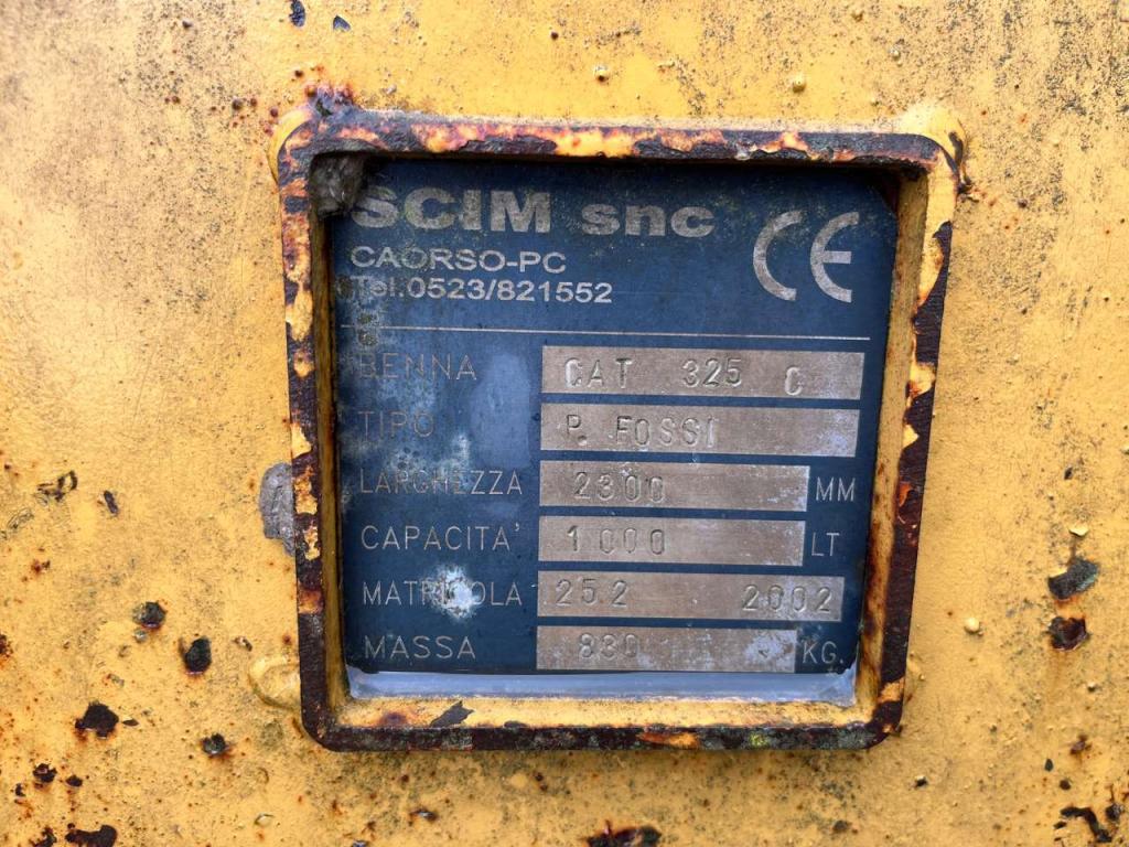 Caterpillar 325C Photo 4