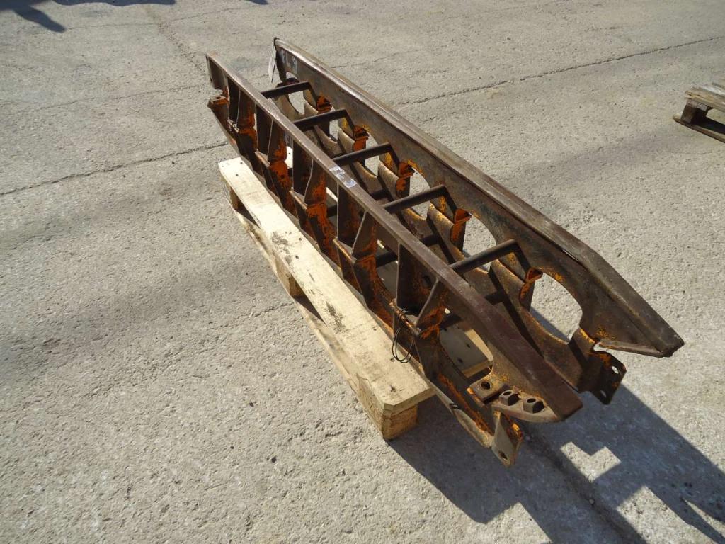 Track roller guard for Fiat Allis FL9 Photo 1
