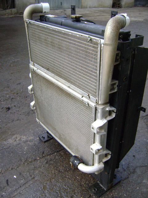 Hydraulic oil cooler for Caterpillar 315C Photo 3