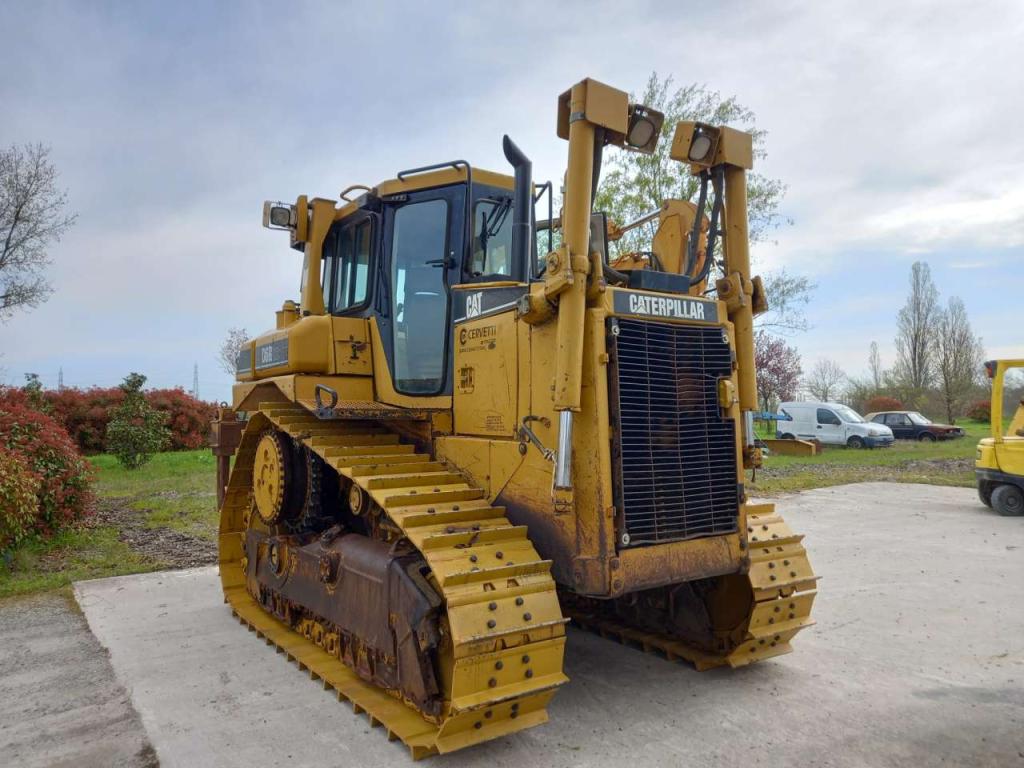 Caterpillar D6R II XL Photo 2
