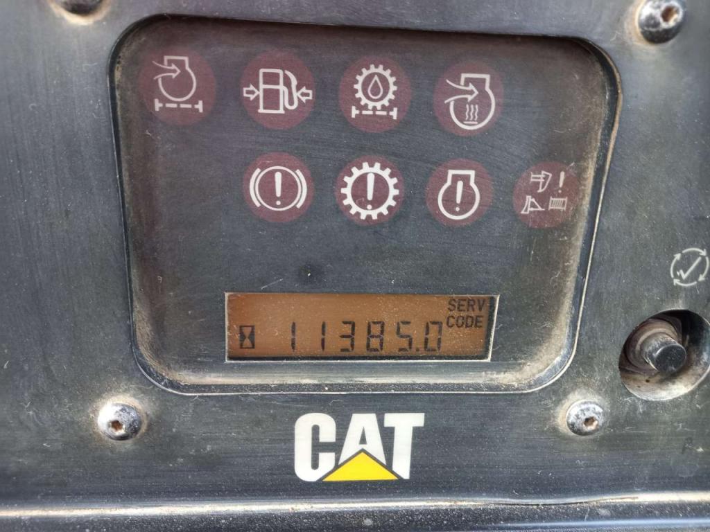 Caterpillar D6R II XL Photo 7