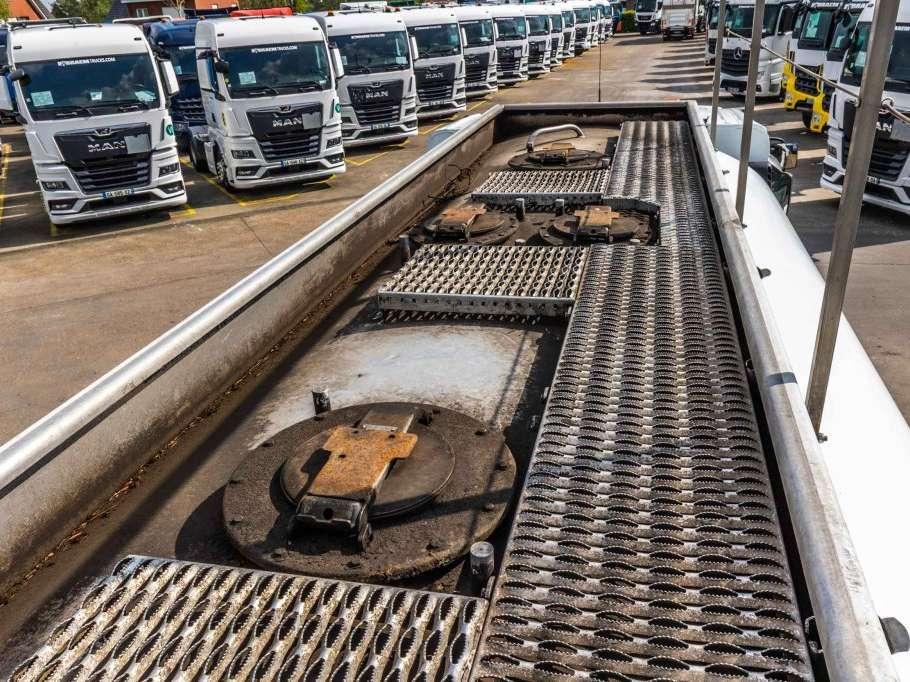 Renault PREMIUM 270 + MAGYAR 14000L+4COMP Photo 13