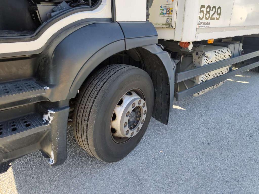 Iveco HI-STREET AD260S36 Photo 13