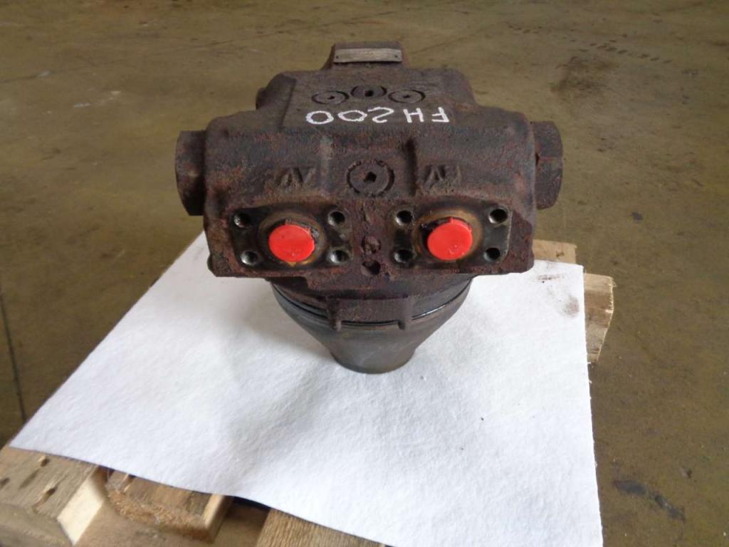 Track motor for Fiat Hitachi Fh 200 Photo 3