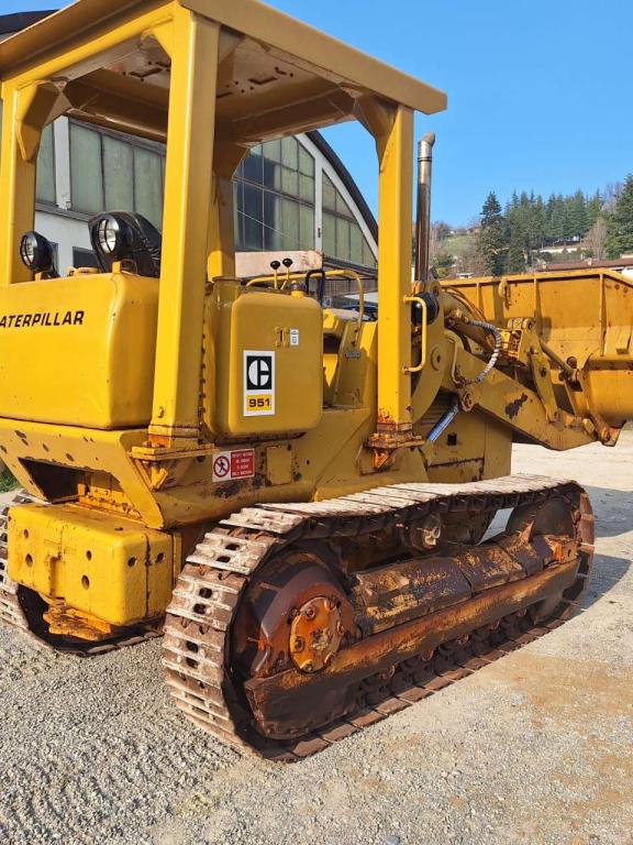 Caterpillar 951 Photo 1