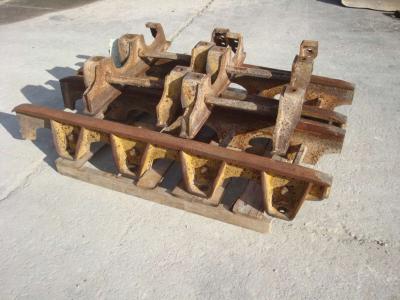 Track roller guard for FIAT ALLIS - DOZER FL20 - FD20 sold by OLM 90 Srl