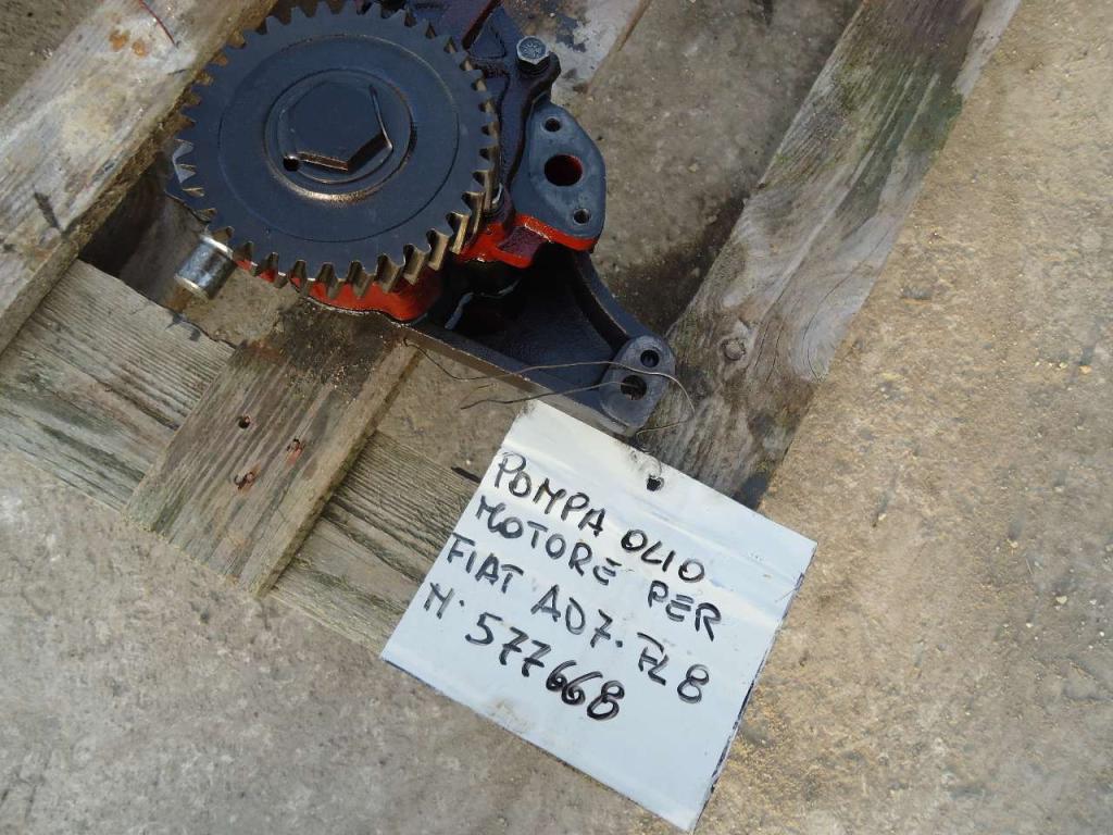 Engine oil pump for Fiat AD7 - FL8 - CODICE 577668 Photo 3
