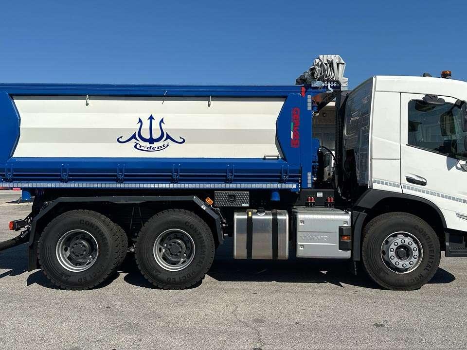 Volvo FMX 460 6X4 Photo 23