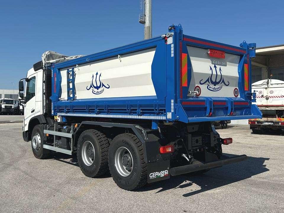 Volvo FMX 460 6X4 Photo 3