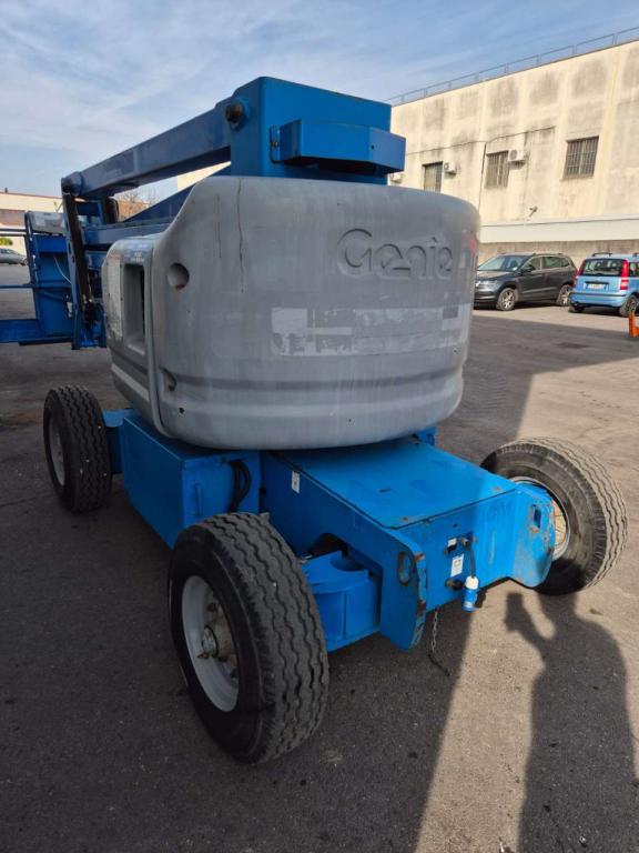 Genie Z45/25 J DC Photo 10