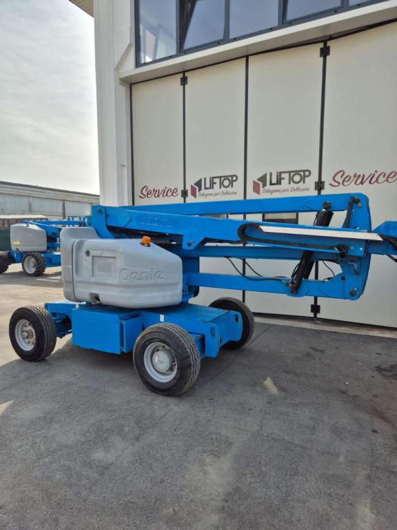 Genie Z45/25 J DC Photo 3