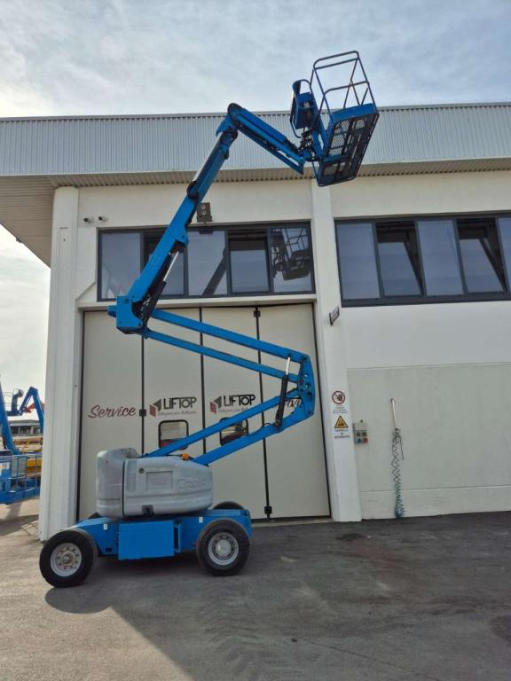 Genie Z45/25 J DC Photo 9