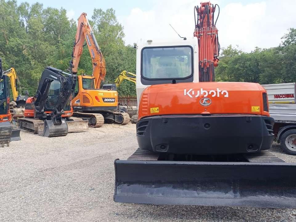 Kubota KX080-3a Photo 17