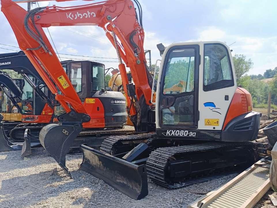 Kubota KX080-3a Photo 4