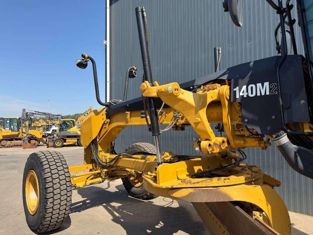 Caterpillar 140M2 Photo 12