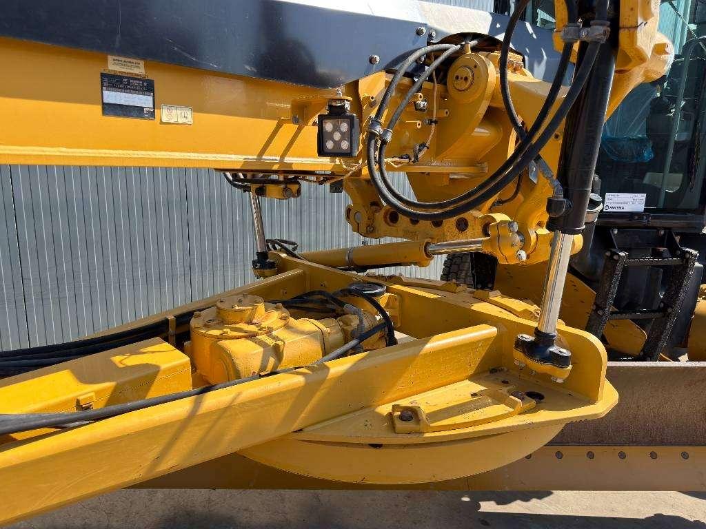 Caterpillar 140M2 Photo 14