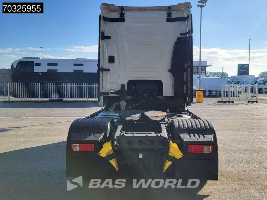 Ford F-Max 500 4X2 Retarder 2xTanks ACC Navi Standklima Photo 10