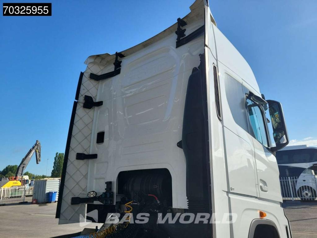 Ford F-Max 500 4X2 Retarder 2xTanks ACC Navi Standklima Photo 11