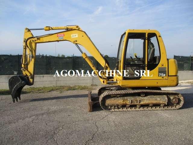 Komatsu PC75R-2 Photo 2