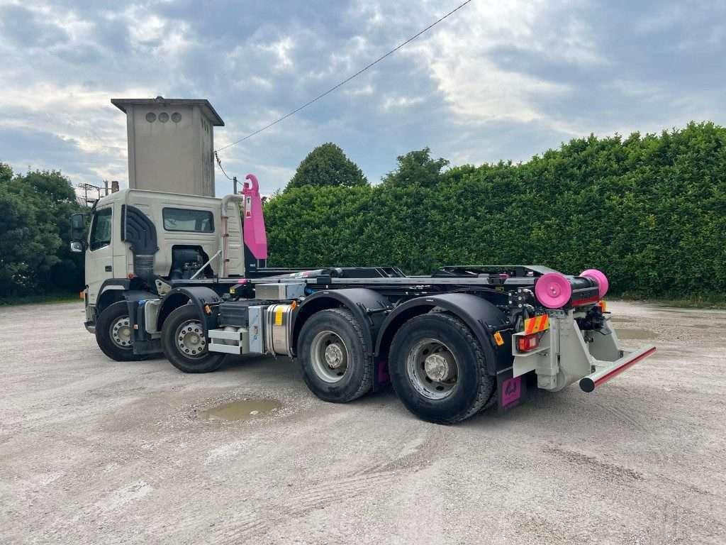 Volvo FM480 SCARRABILE 8X4 Photo 3