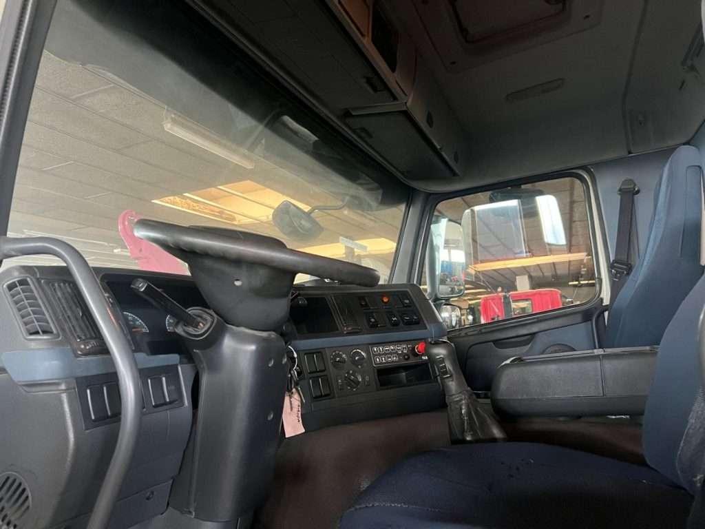 Volvo FM480 SCARRABILE 8X4 Photo 9