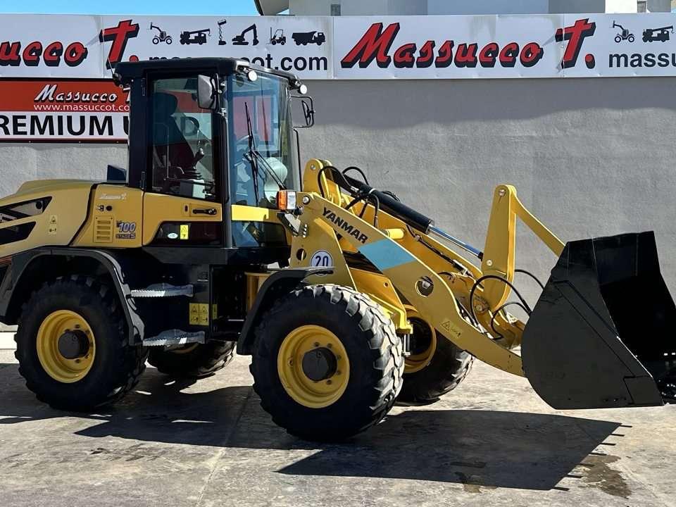 Yanmar V100 Photo 14