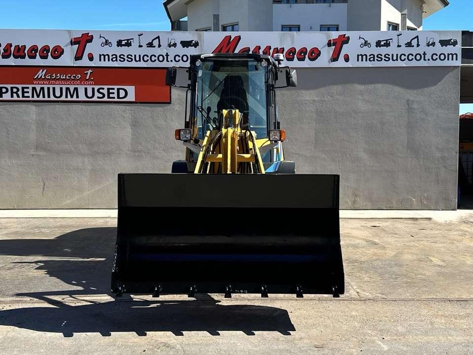 Yanmar V100 Photo 15